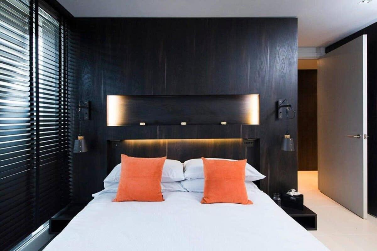 Penthouse Apartment In The Heart Of Лондон Екстериор снимка